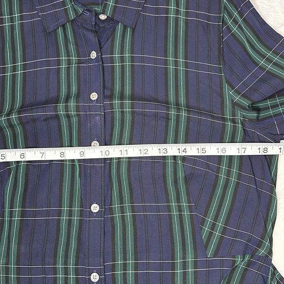 UNTUCKit Devon Plaid Shirt Dress 6 - Picture 13 of 14